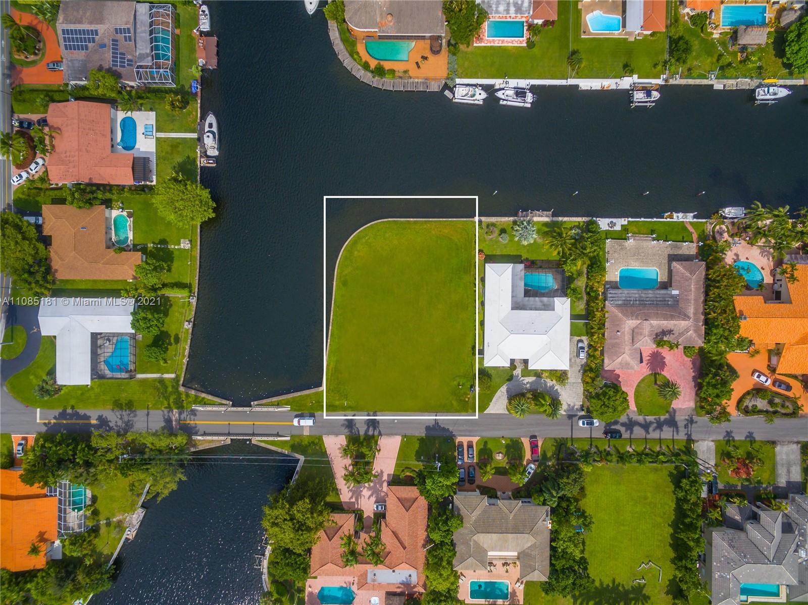 466 POINCIANA DR, Hallandale Beach FL 33009 photo 2
