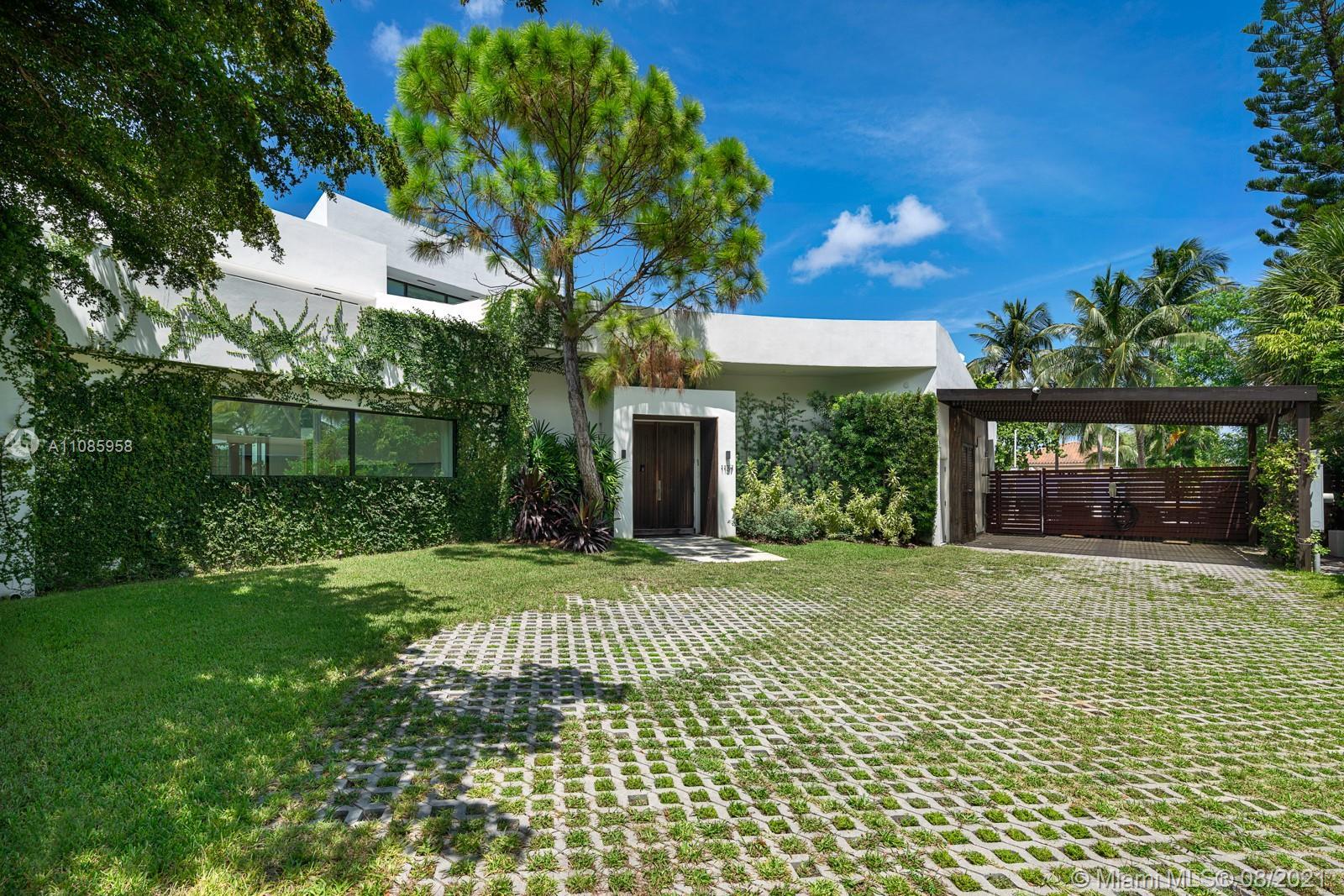 1137 N Biscayne Point Rd, Miami Beach FL 33141 photo 3