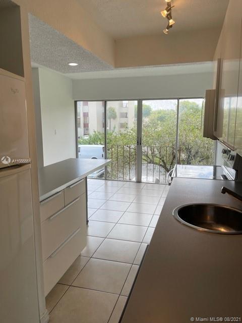 9331 SW 4th St # 212A, Miami FL 33174 photo 5