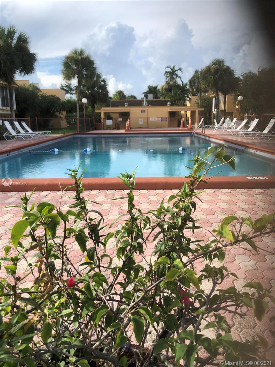 Miami, FL 33174 photo 3