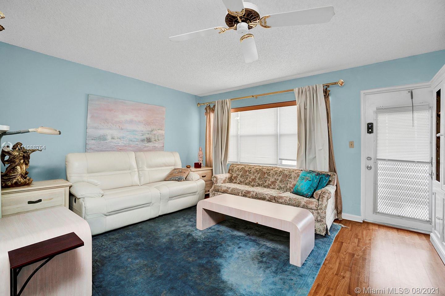 9121 Sunrise Lakes Blvd # 216, Sunrise FL 33322 photo 4