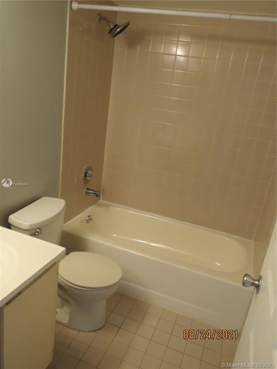 8260 SW 210th St # 214, Cutler Bay FL 33189 photo 4