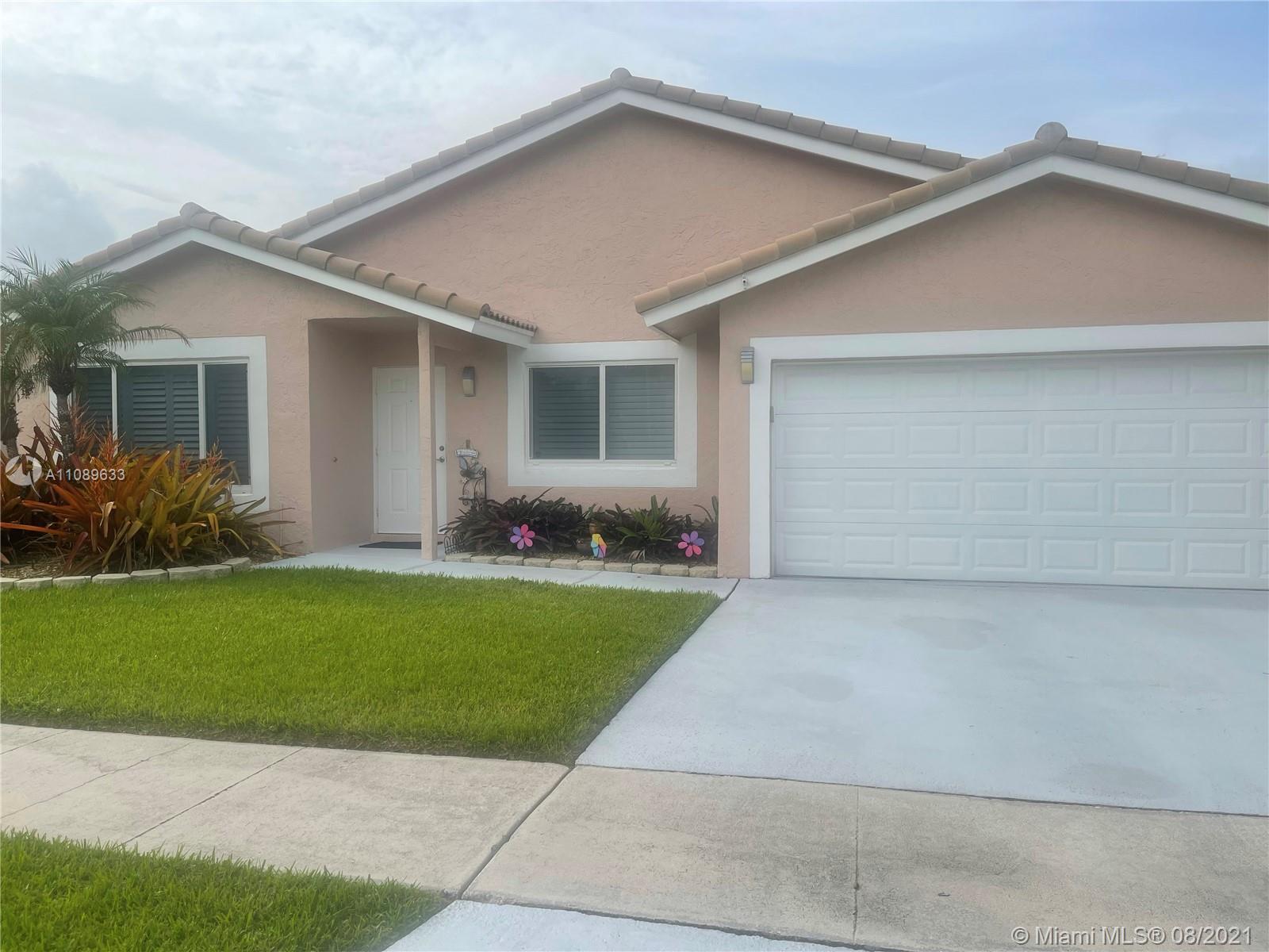 10080 SW 16th Ct, Davie FL 33324