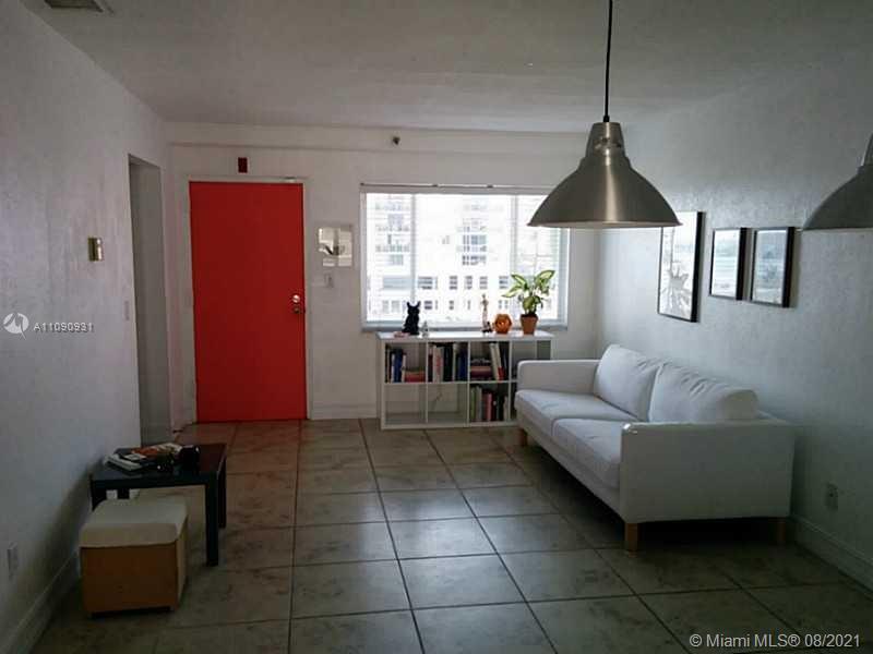 677 NE 24th St # 603, Miami FL 33137 photo 2