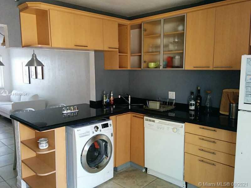 677 NE 24th St # 603, Miami FL 33137 photo 5