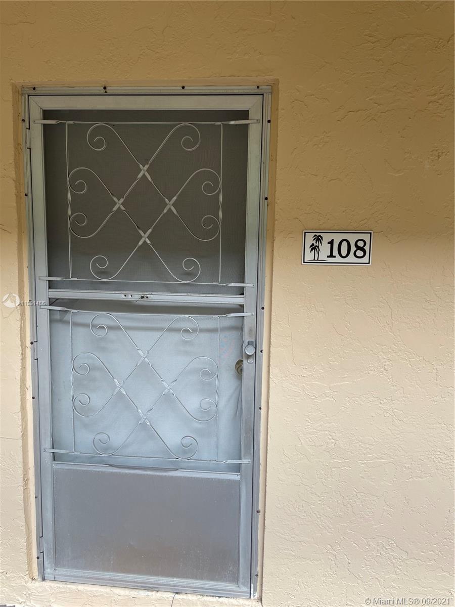 2811 Somerset Dr # 108, Lauderdale Lakes FL 33311 photo 3