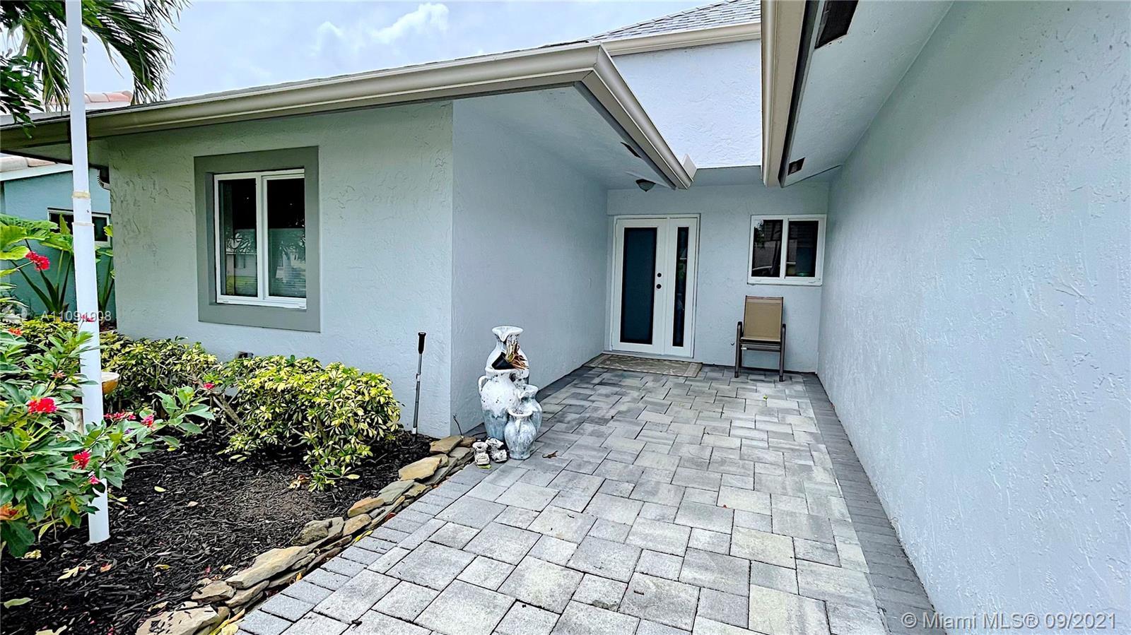 714 SE 3rd Ln, Dania Beach FL 33004 photo 4