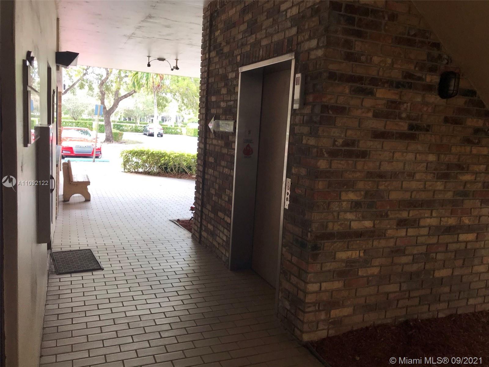 1801 N University Dr # 209, Coral Springs FL 33071