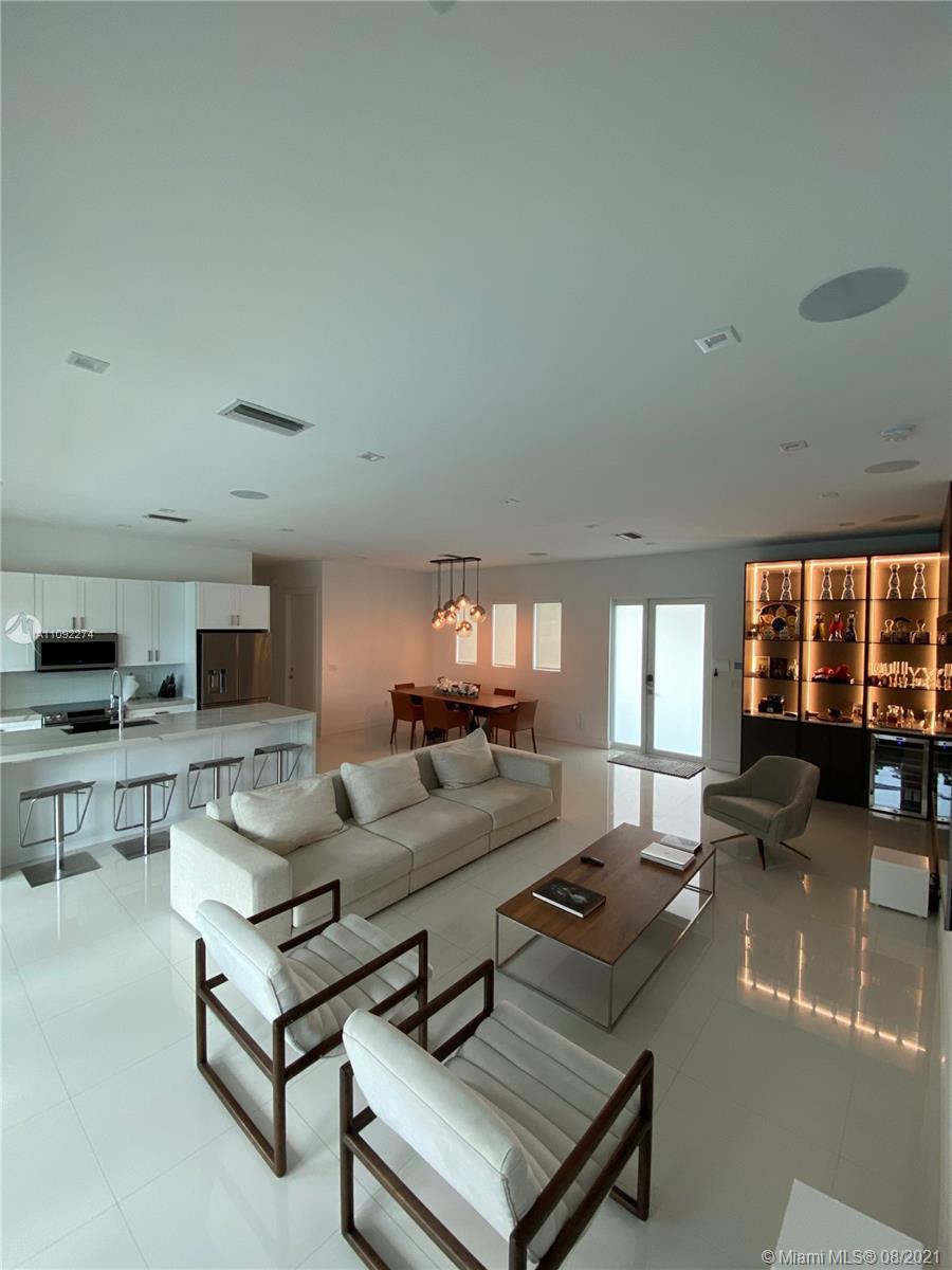 11315 SW 43rd Ln, Miami FL 33165 photo 3