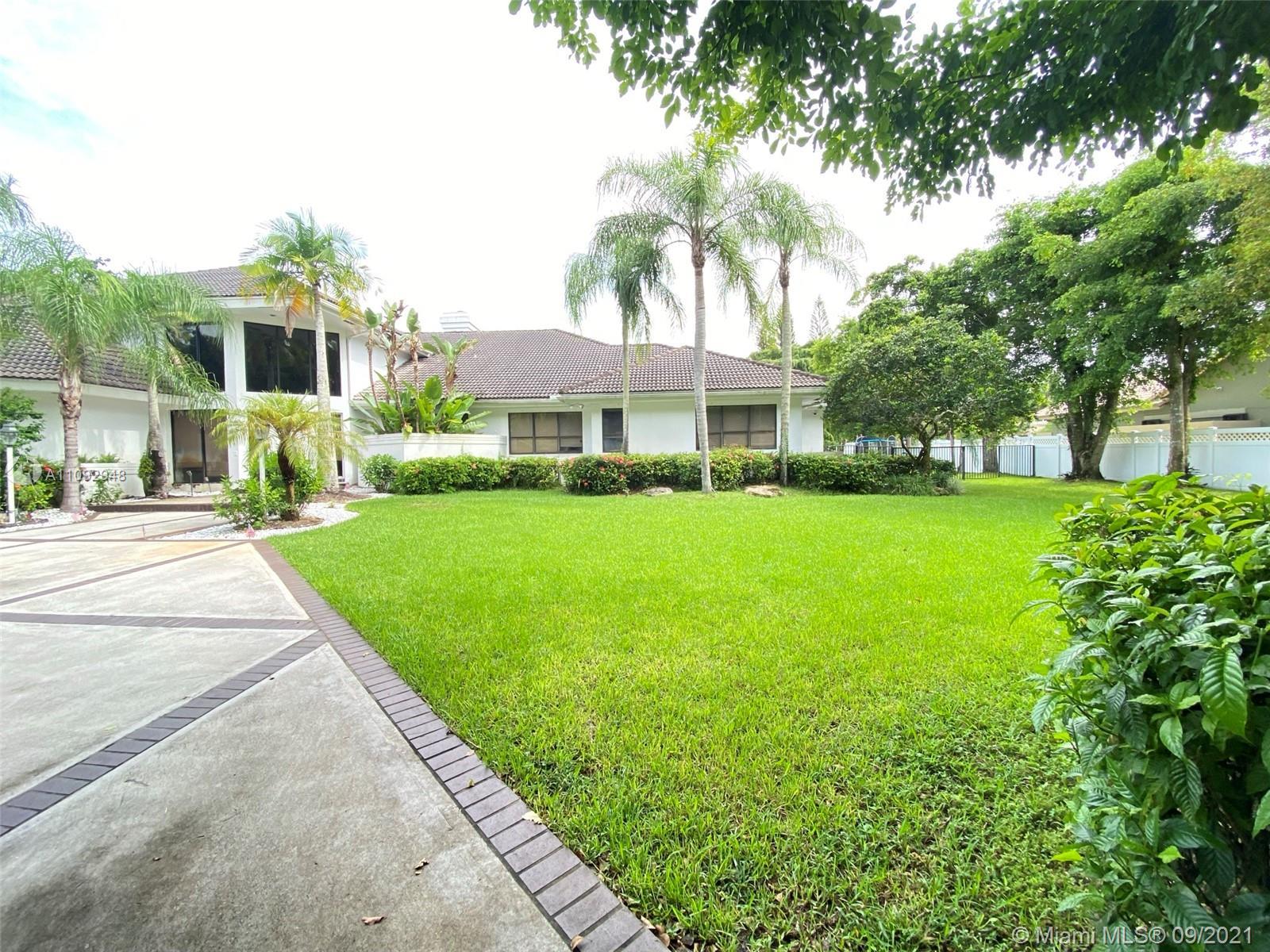 9981 NW 45th St, Coral Springs FL 33065
