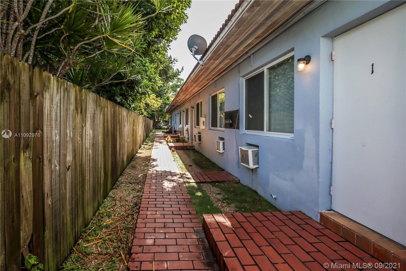 976 NW 6th St # 3, Miami FL 33136 photo 5