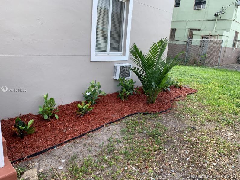172 NW 12th St # 1, Miami FL 33136 photo 4