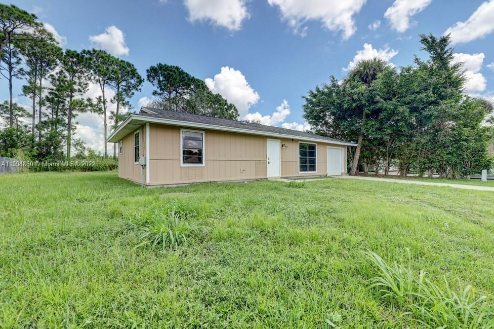 601 NW Archer Avenue, Port St. Lucie FL 34983 photo 2