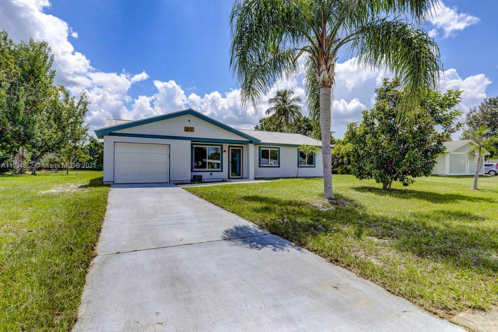 398 SW Bridgeport Drive, Port St. Lucie FL 34953 photo 2