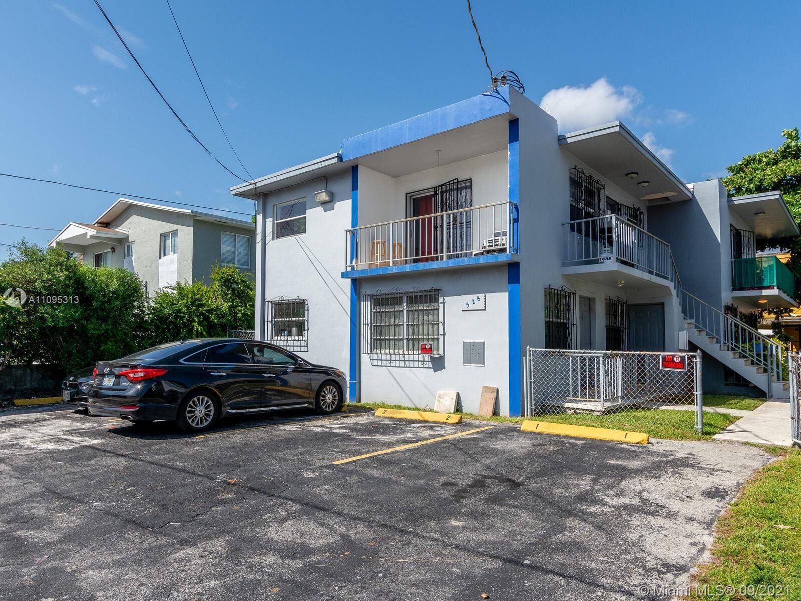 528 NW 10th Ave, Miami FL 33136 photo 2