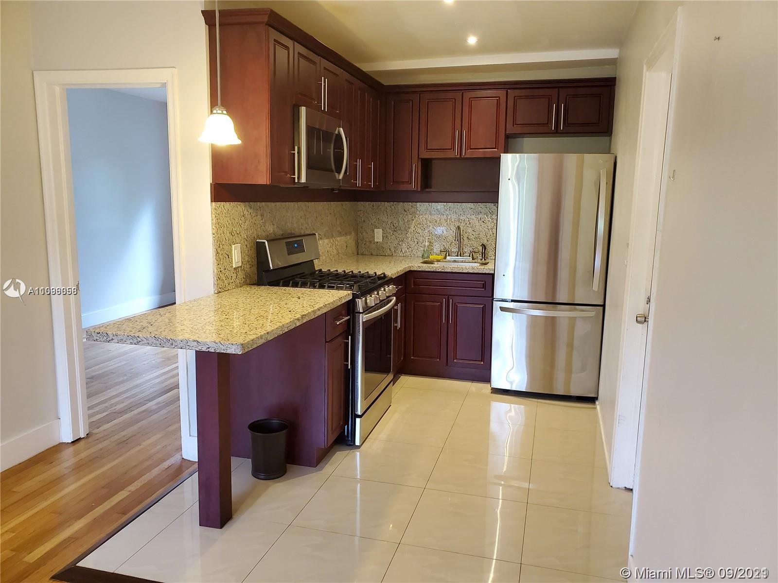 10076 E Bay Harbor Dr # 76C, Bay Harbor Islands FL 33154