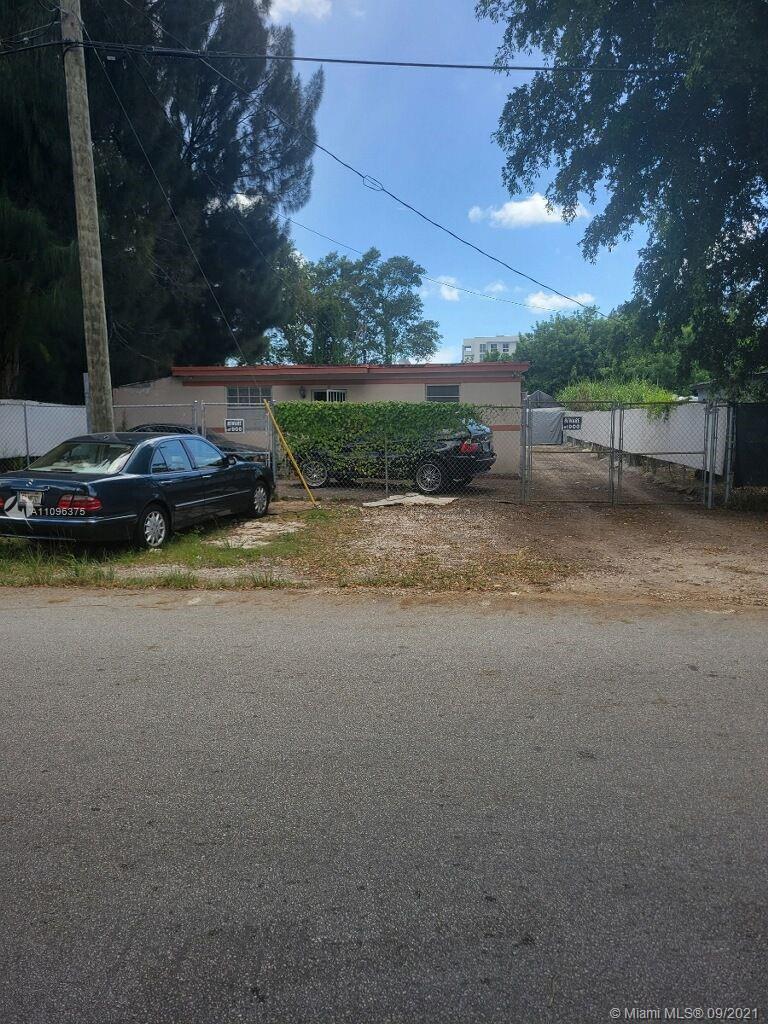 21511 SW 120th Ave, Miami FL 33177