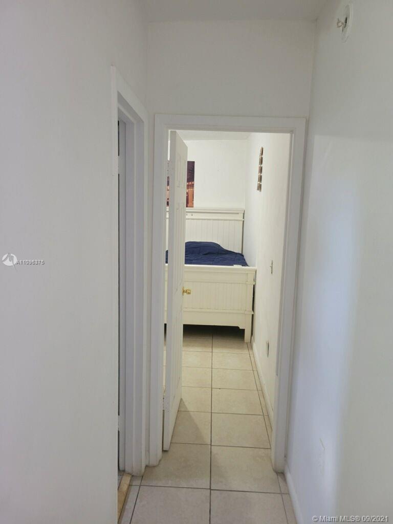 21511 SW 120th Ave, Miami FL 33177 photo 4