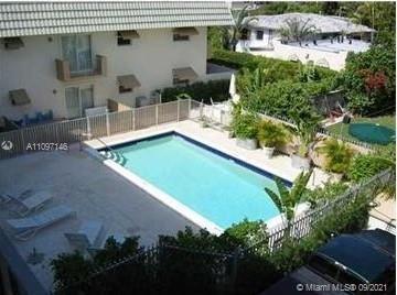 651 NE 60th St # 22, Miami FL 33137 photo 4