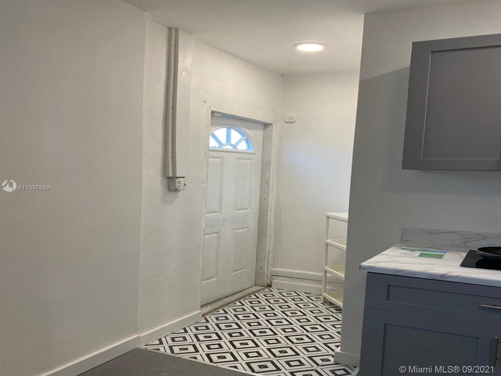 6900 SW 1st St # 6900, Margate FL 33068 photo 3