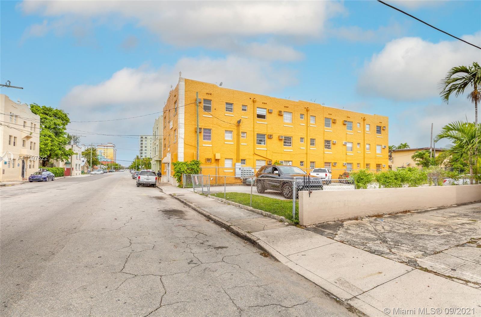 1037 NW 2nd St, Miami FL 33128 photo 3