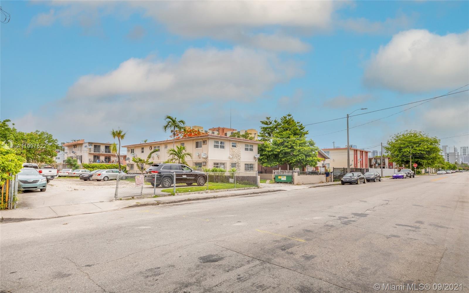 1037 NW 2nd St, Miami FL 33128 photo 5