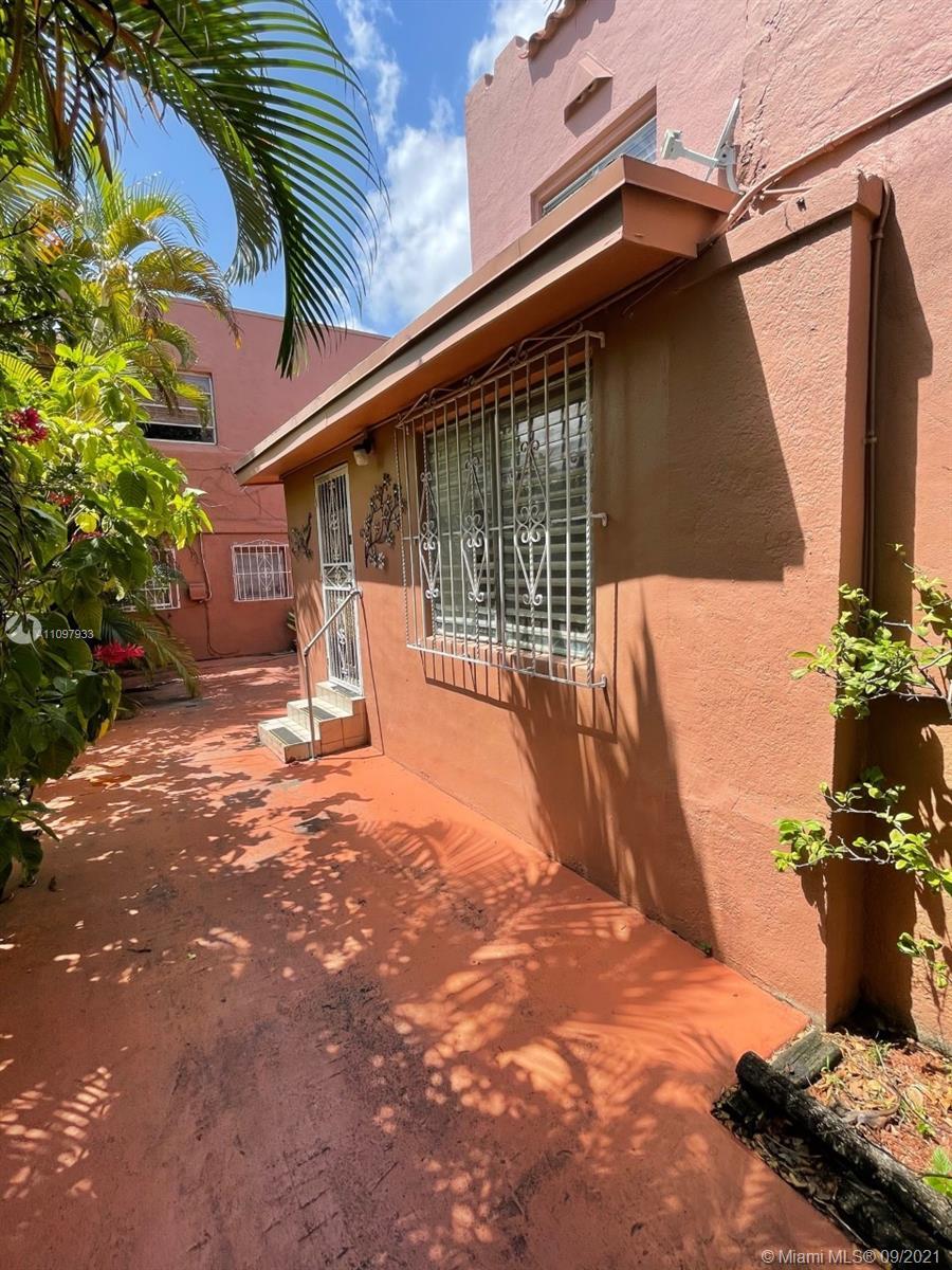 128 NW 9th Ave, Miami FL 33128 photo 4