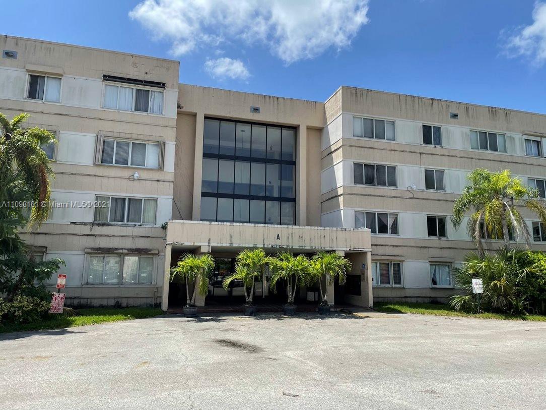 14830 Naranja Lakes Blvd, Homestead FL 33032