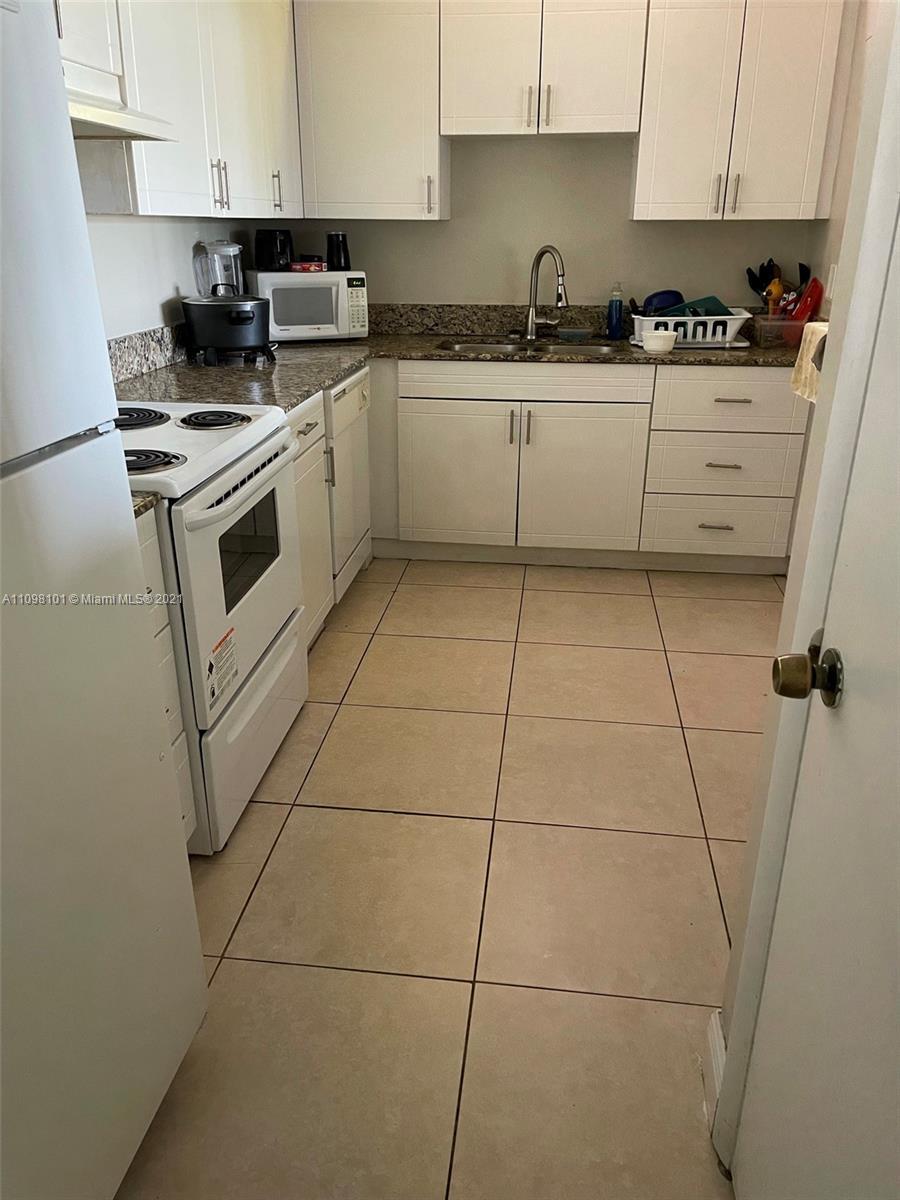 14830 Naranja Lakes Blvd, Homestead FL 33032 photo 4