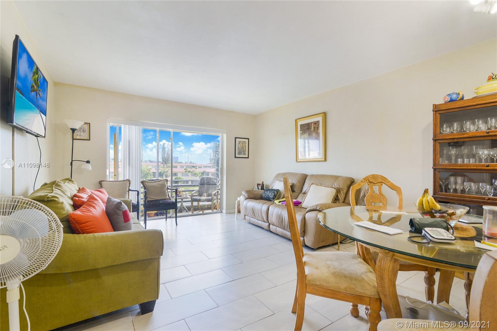 2880 NE 203rd St # 26, Aventura FL 33180 photo 5