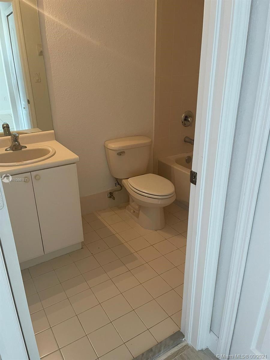 Homestead, FL 33035 photo 4