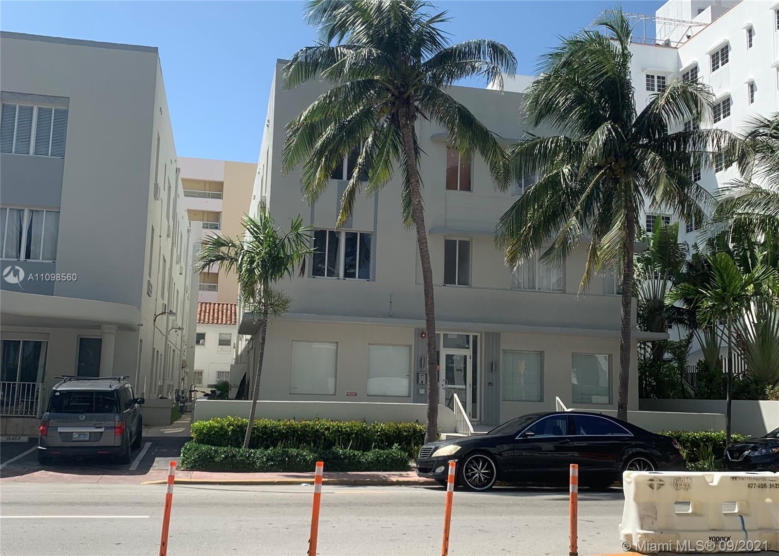 3710 Collins Ave # 310, Miami Beach FL 33140