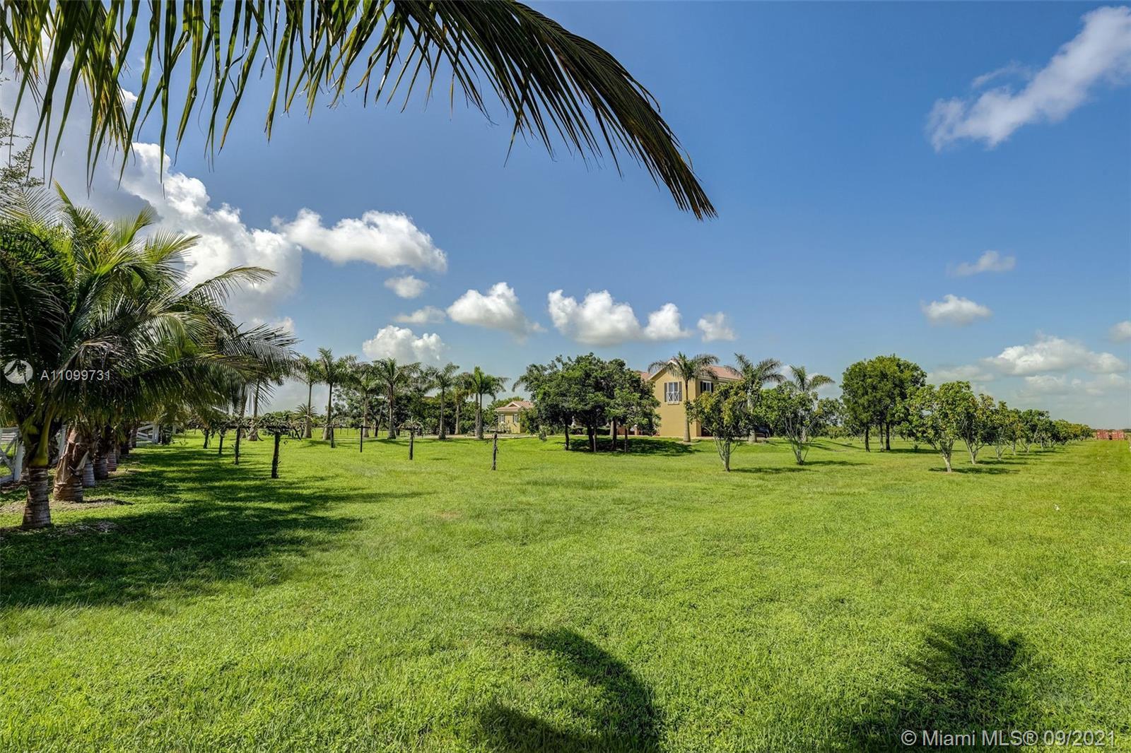 35850 SW 218th Ave, Homestead FL 33034 photo 4