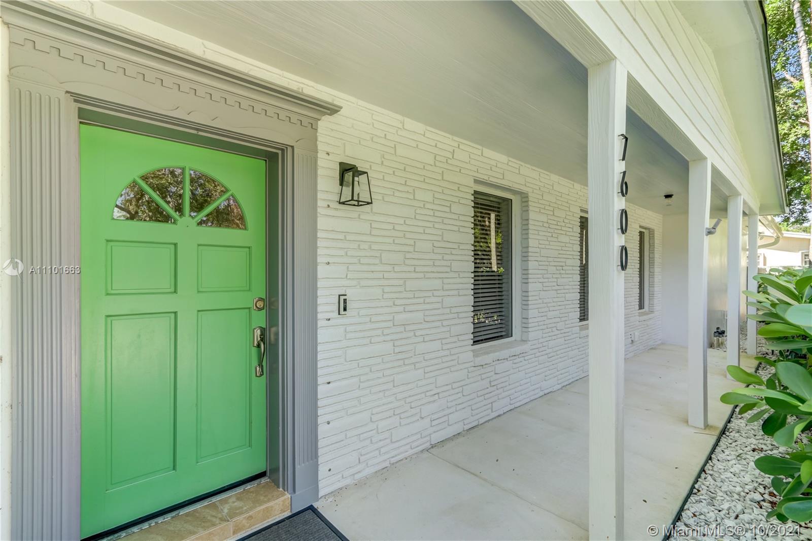 7600 SW 141st St, Palmetto Bay FL 33158 photo 3