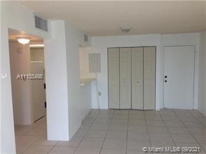 8850 Fontainebleau Blvd # 305, Miami FL 33172 photo 4