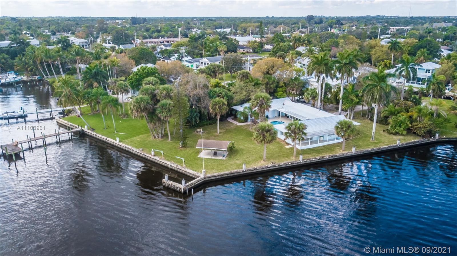 2523 SW Conch Cove Lane, Palm City FL 34990 photo 4