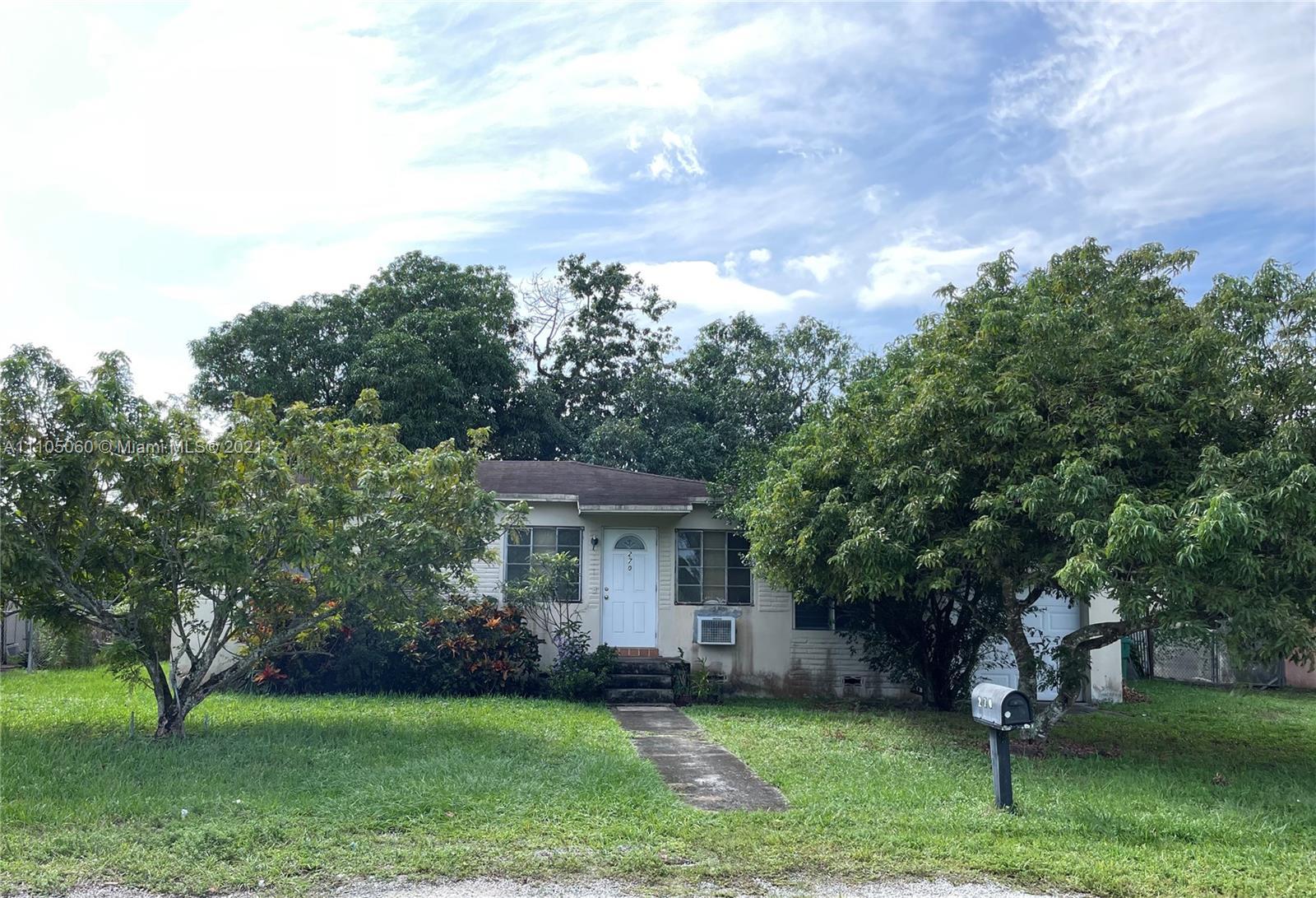 270 NW 147th St, Miami FL 33168