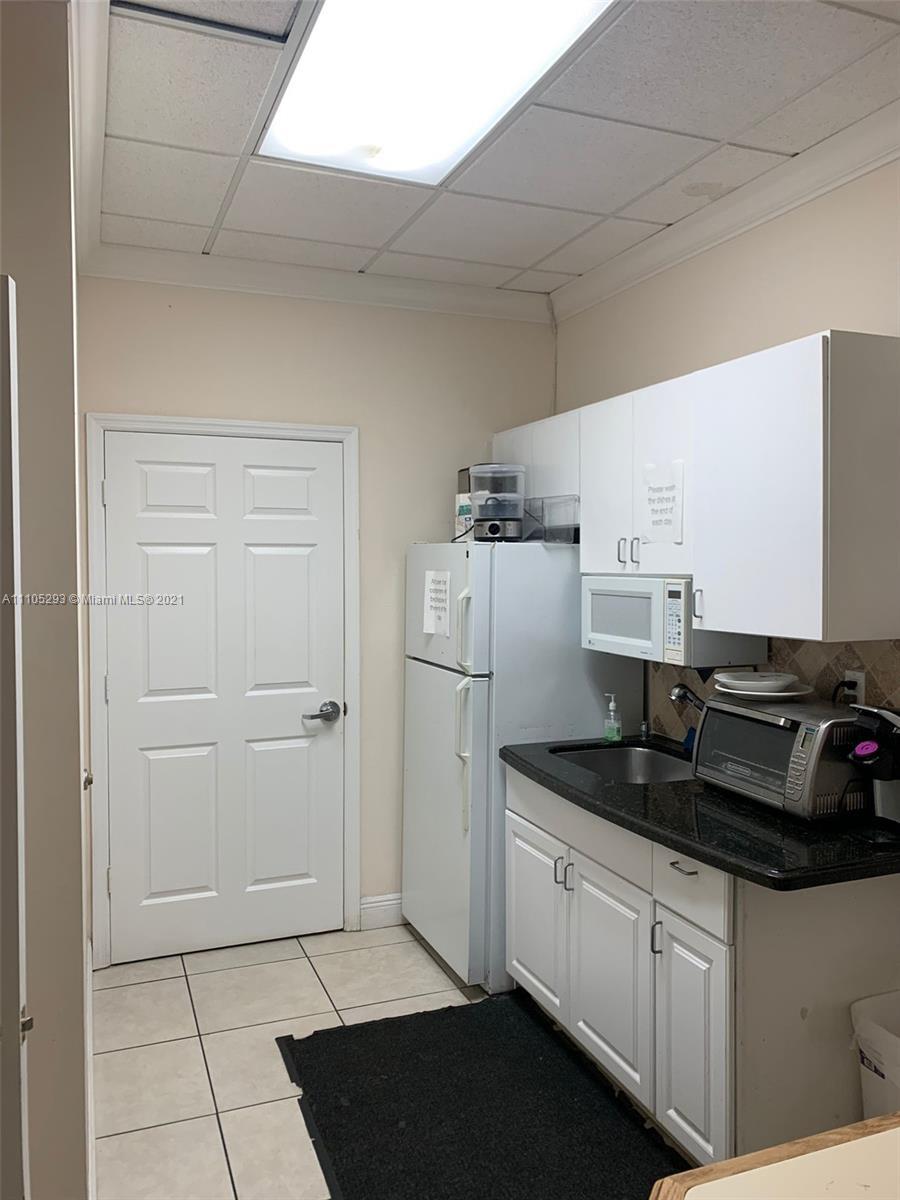 2740 E Oakland Park Blvd # 100, Fort Lauderdale FL 33306 photo 2