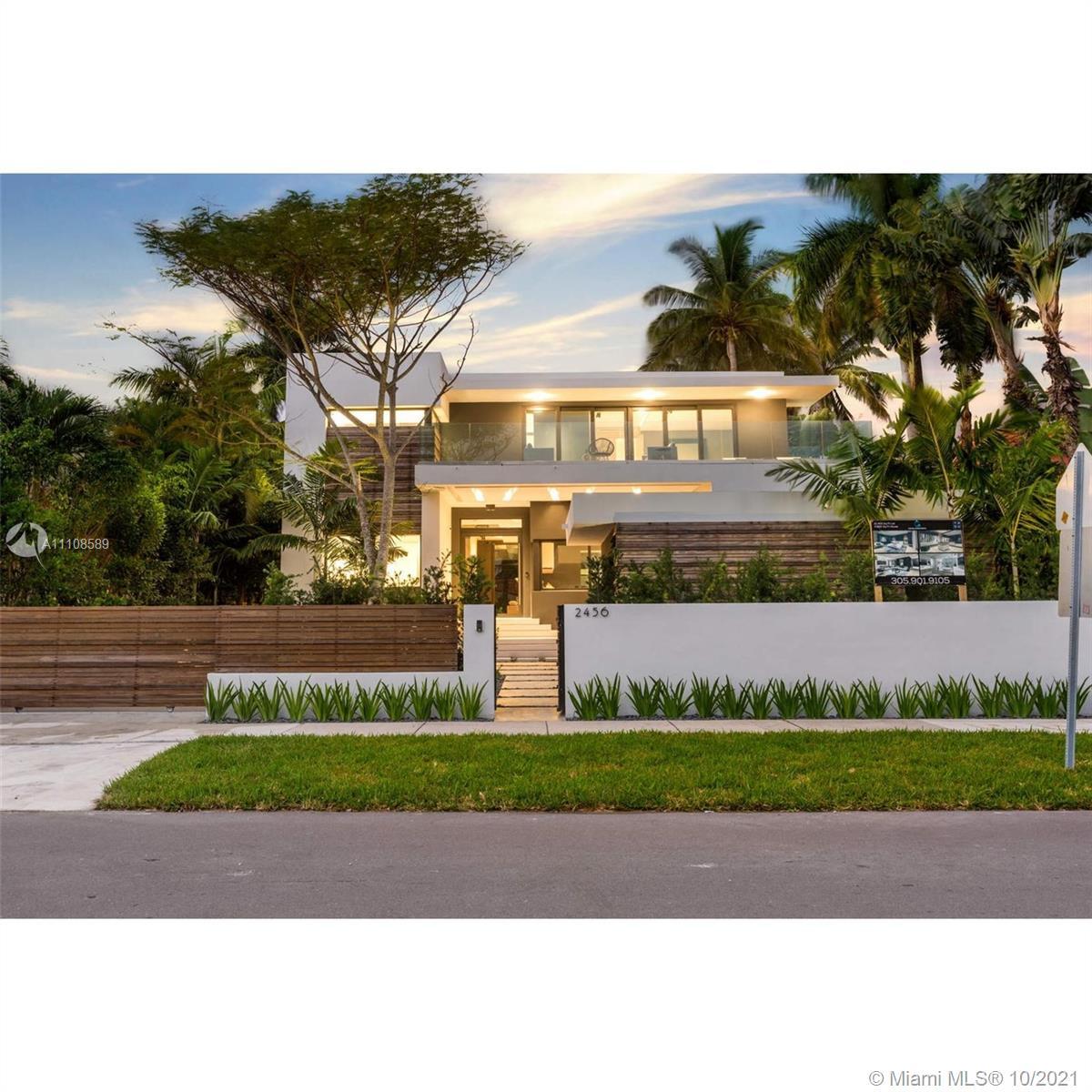 2456 Prairie Ave, Miami Beach FL 33140 photo 2