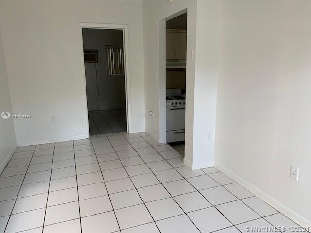 1011 SW 9th St # 1011, Miami FL 33130
