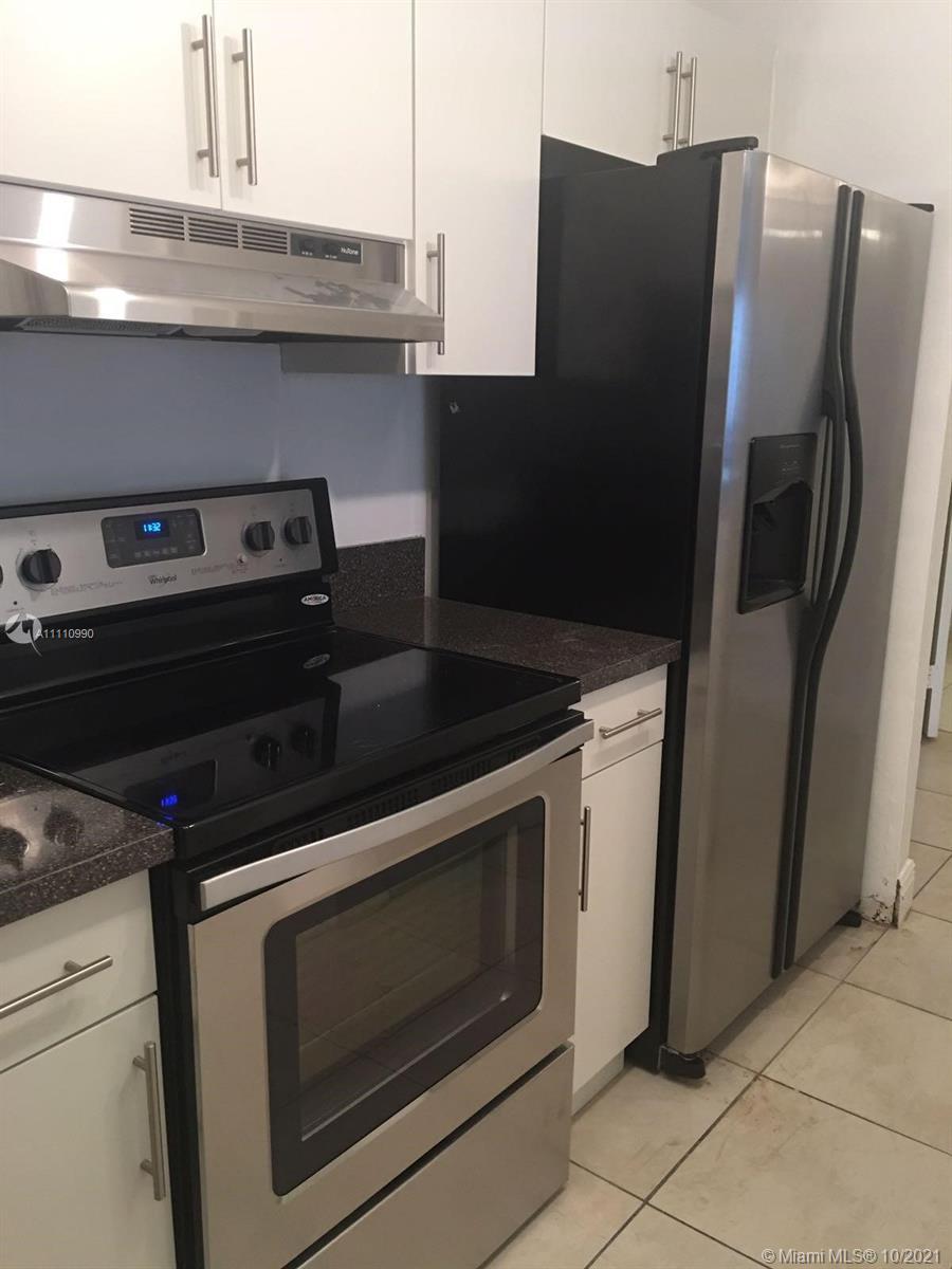 14820 SW Naranja Lakes Blvd, Homestead FL 33032