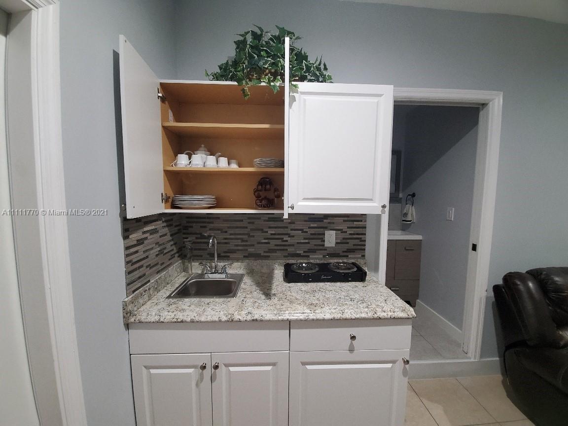 16025 SW 53rd Ter, Miami FL 33185 photo 3