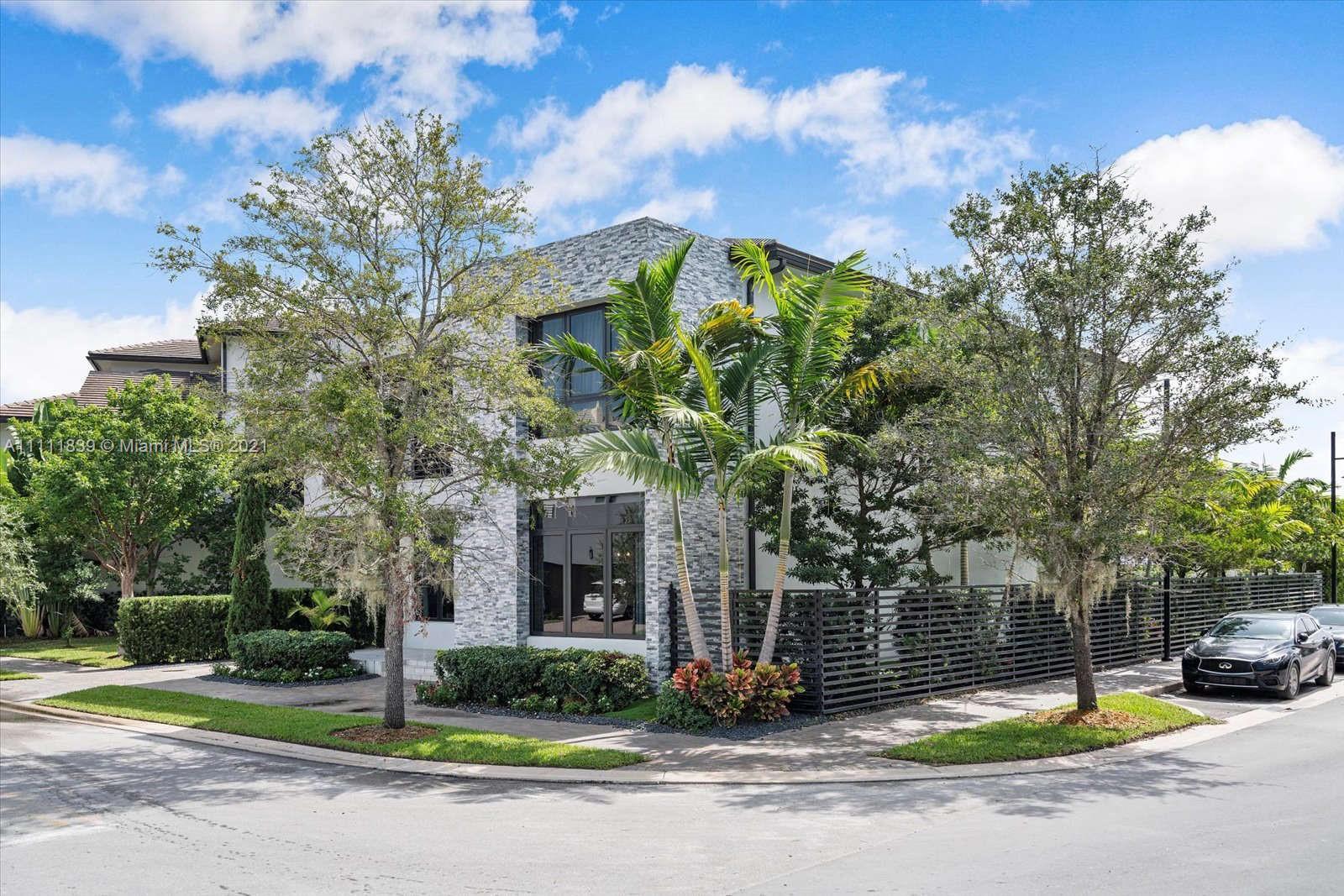8192 NW 48th Ter, Doral FL 33166 photo 3