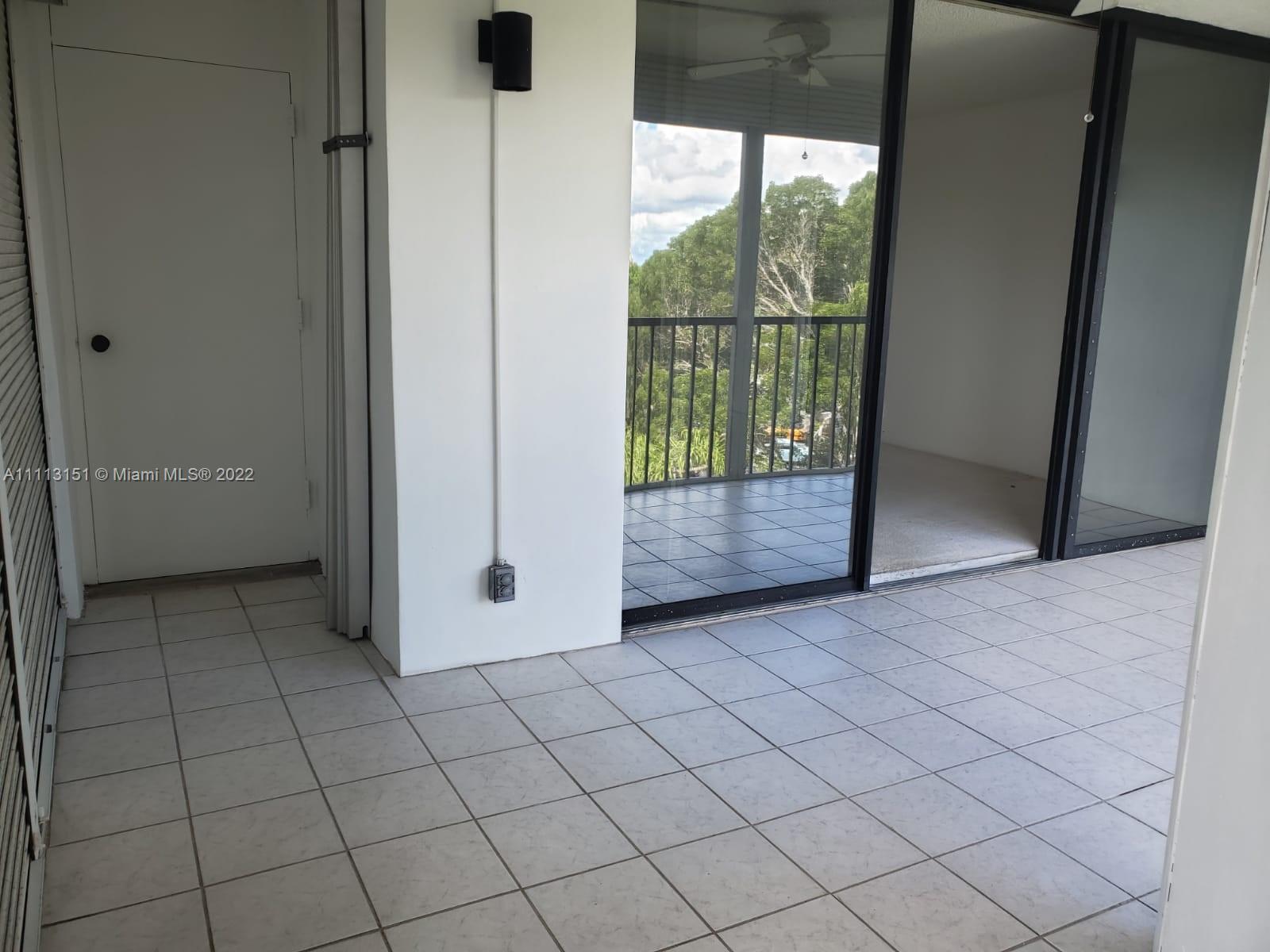 16300 Golf Club Rd # 514, Weston FL 33326 photo 2