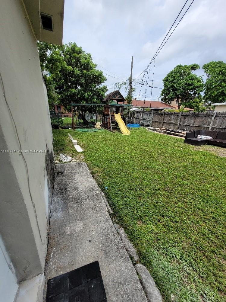 1767 NW 5th St # 5, Miami FL 33125 photo 2