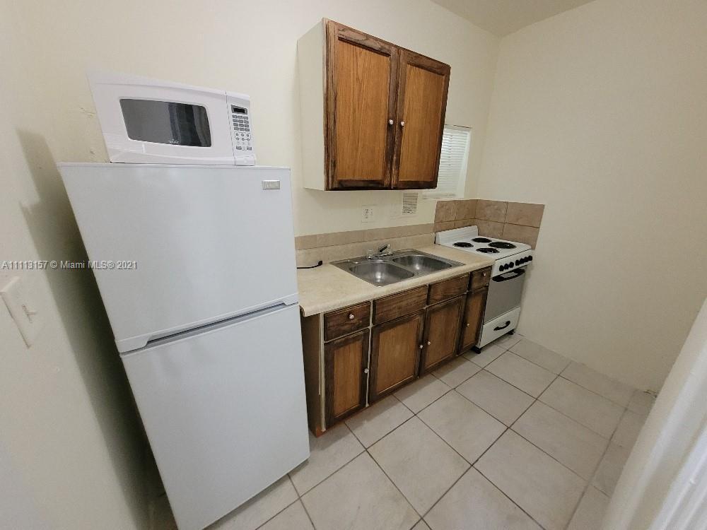 1767 NW 5th St # 5, Miami FL 33125 photo 3