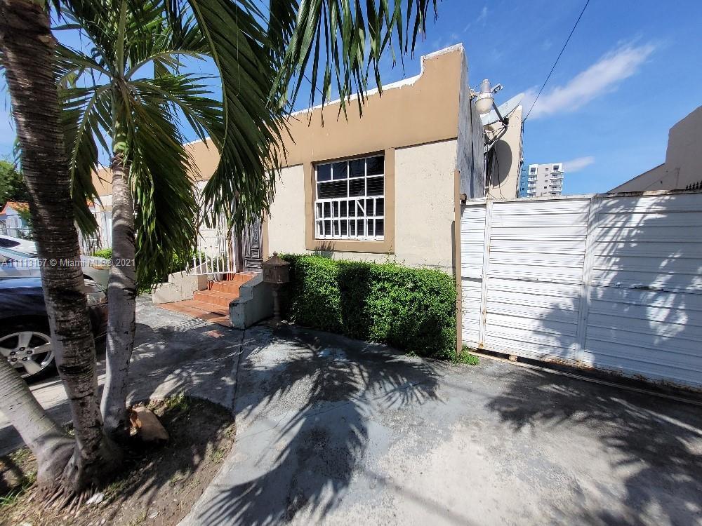 1767 NW 5th St # 5, Miami FL 33125