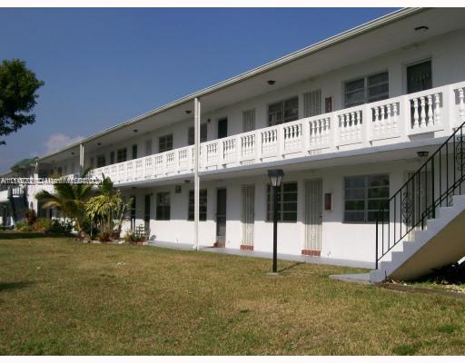 20251 NE 2nd Ave # 14, Miami FL 33179 photo 2