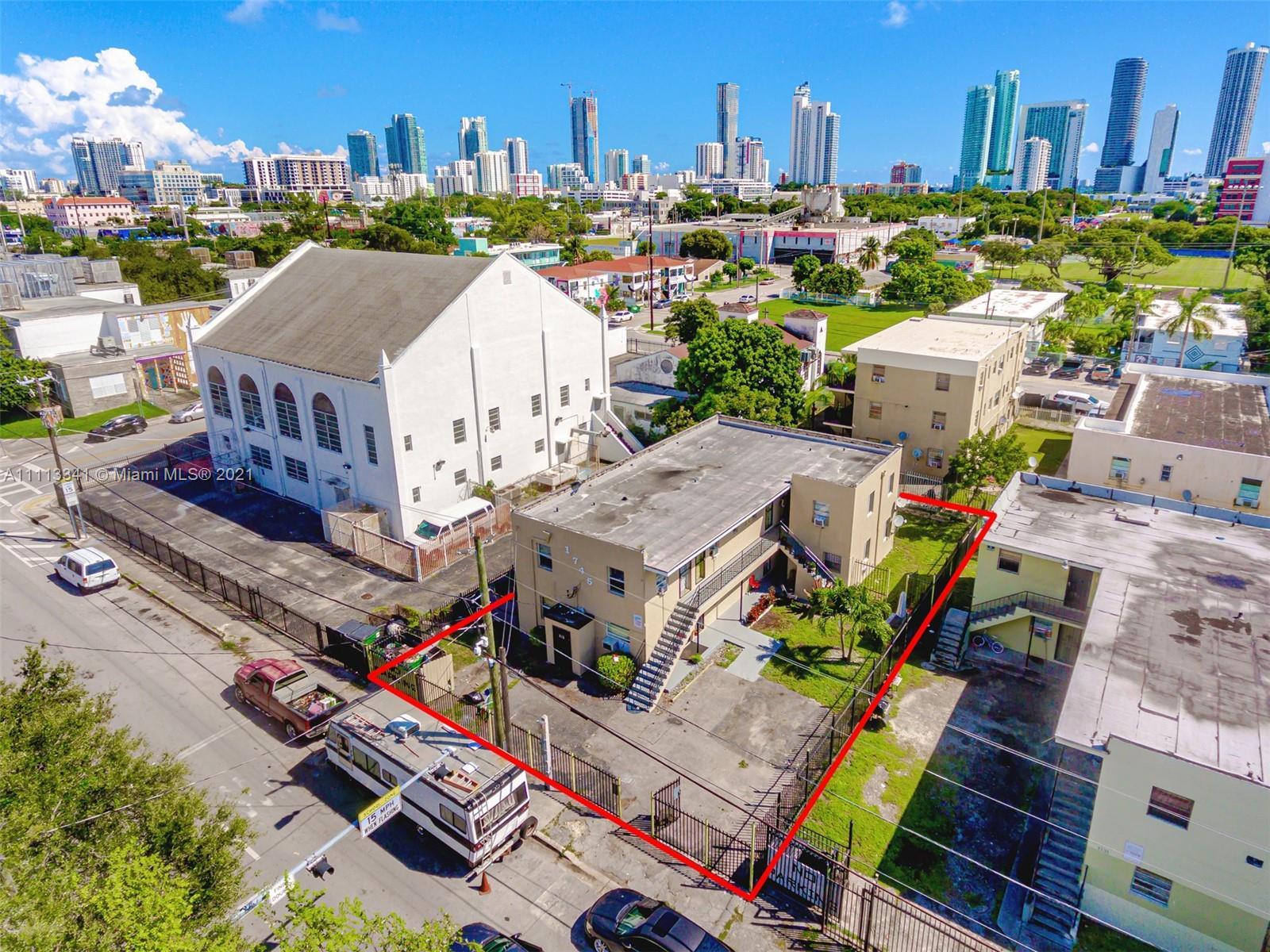 1745 NW 1st Pl, Miami FL 33136 photo 5