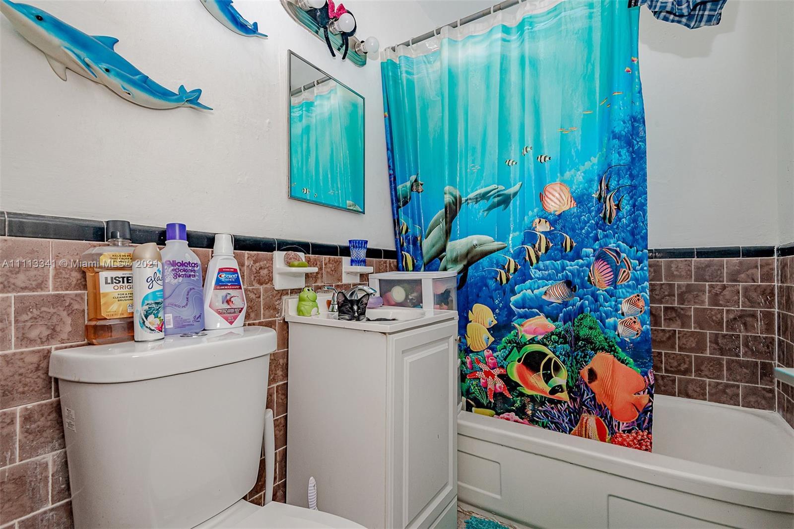 1745 NW 1st Pl, Miami FL 33136 photo 4
